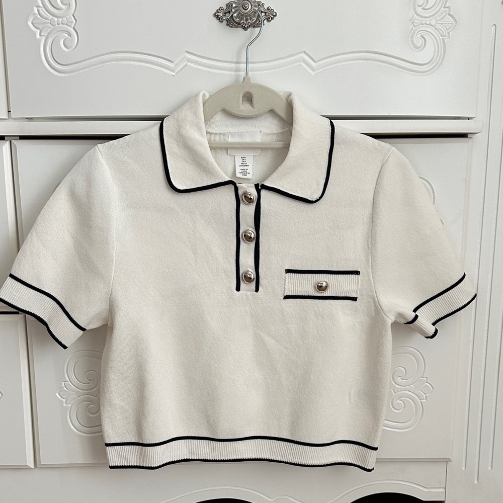 H&M Old Money Cream Button Down Shirt with Black Trim